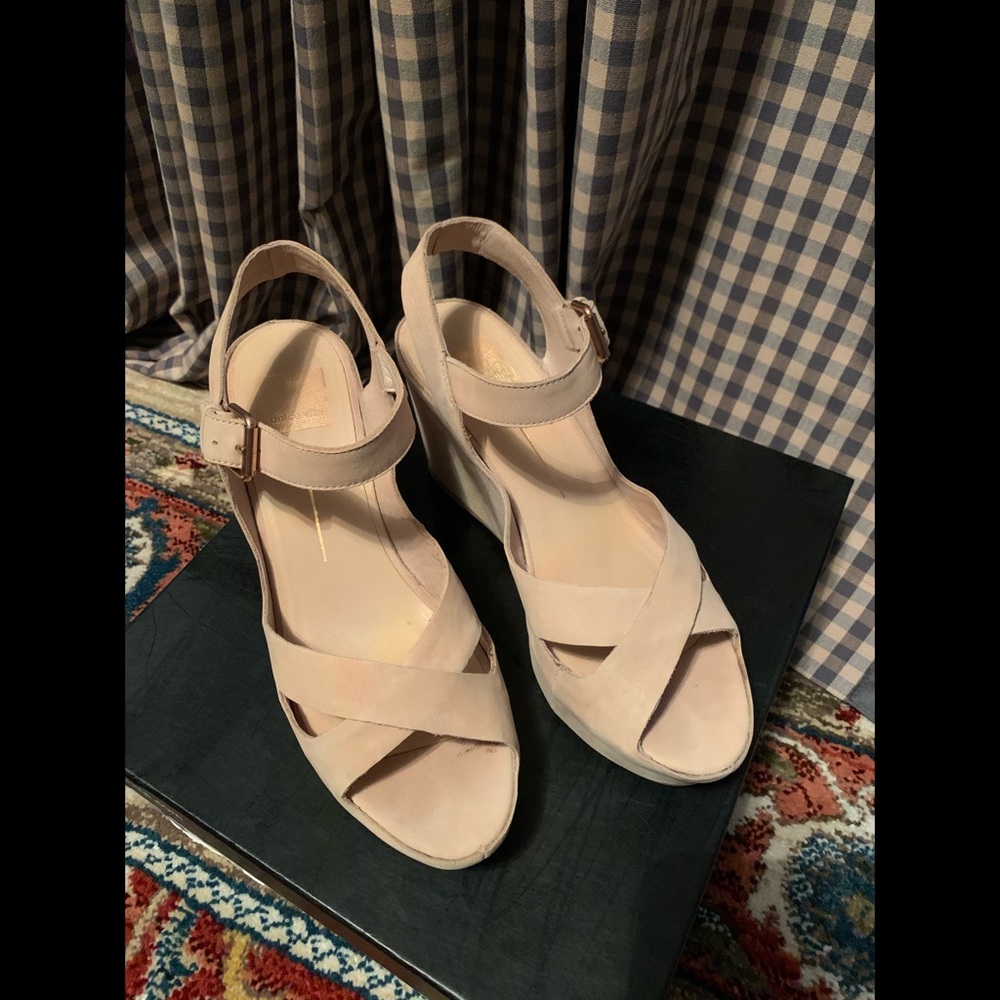 dole vita Eileen Nude Nubuck Platform Sandals